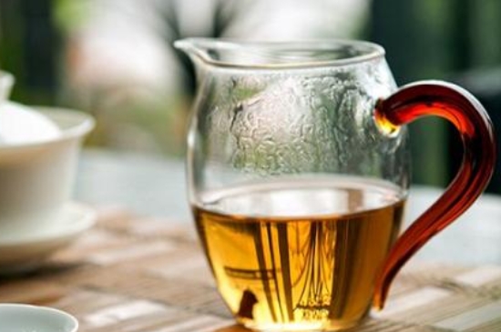 福鼎白茶能長時間悶泡嗎，老白茶可以悶著喝嗎？