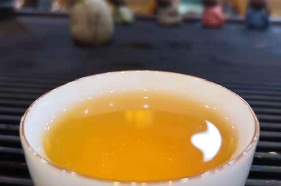 紅茶加姜片的禁忌，姜紅茶的危害