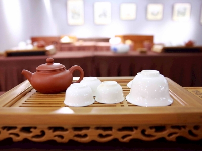 千萬別做兼職茶藝師，女人學(xué)茶藝好嗎？