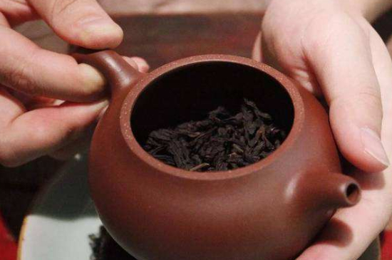 什么泥料的紫砂壺沖泡肉桂，武夷巖茶肉桂用哪種紫砂壺好？
