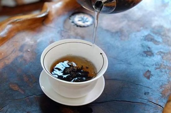 喝茶茶桌上的禮儀有哪些，泡茶待客十大禮儀不可不做！