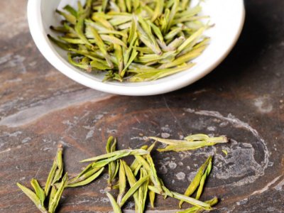 白茶品質(zhì)如何區(qū)分，白茶的優(yōu)劣質(zhì)量辨別方法