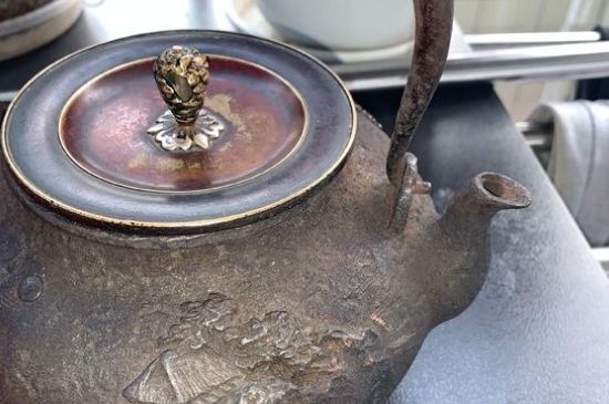 國產鐵壺危害，便宜鐵壺有毒嗎