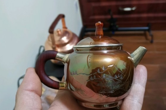 常見的七大材質(zhì)的茶具優(yōu)缺點，用什么材質(zhì)的茶具泡茶最好？