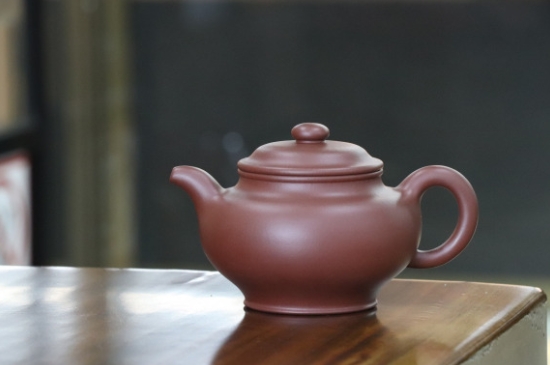 剛買的紫砂壺要怎么開壺養(yǎng)壺，<a href=http://m.whyouxin.com/chaju/zisha/ target=_blank class=infotextkey>紫砂壺開壺</a>與養(yǎng)壺的方式方法