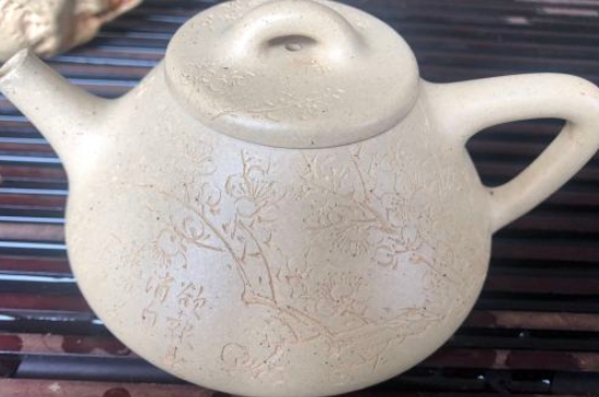 新買的紫砂壺為什么會(huì)裂，真的紫砂壺是不是很容易開裂？