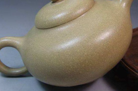 一把真正的本山綠泥壺最低多少錢，什么價(jià)格能買到本山綠泥紫砂壺？