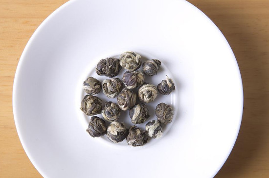 茉莉龍珠茶男人能喝嗎，男性夏季可以喝龍珠茶嗎