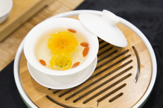 菊花茶天天喝行嗎，每天喝菊花泡茶喝好嗎？