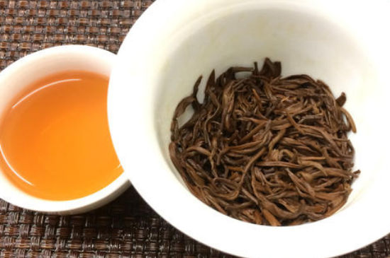 新茶和陳茶的區(qū)別，新茶和陳茶的介紹