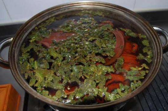 開(kāi)壺放豆腐是錯(cuò)誤的，新買(mǎi)的紫砂壺正確開(kāi)壺建議