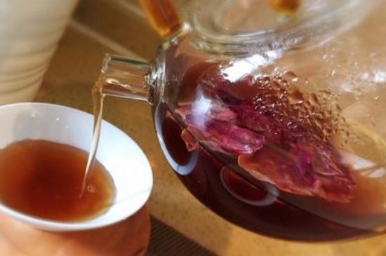 喝玫瑰花茶能祛斑嗎，玫瑰花茶有祛斑的功效嗎？