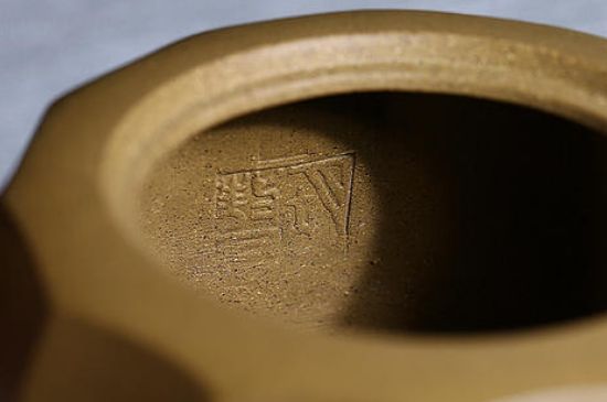 紫砂壺密密麻麻黑點，布滿了很多小黑點的紫砂好嗎