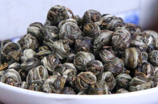 茉莉龍珠一次泡幾顆，茉莉龍珠一一杯放幾顆