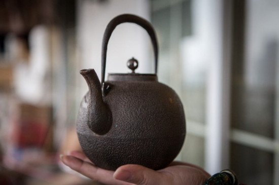 不要使用日本鐵壺燒水，日本鐵壺騙局