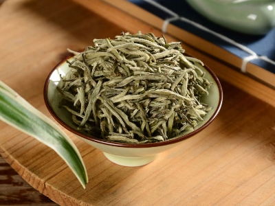 白茶煮好還是泡好喝，老白茶是泡還是煮？