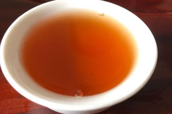 正山小種喝起來苦澀有點酸對嗎，正山小種發(fā)酸有害嗎