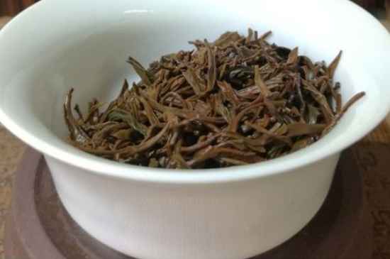 正山小種適合女人喝嗎，女人經(jīng)常喝正山小種茶好嗎