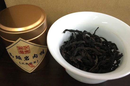 拼配的馬頭巖肉桂，還配叫馬肉嗎？請叫它“馬頭巖大紅袍”