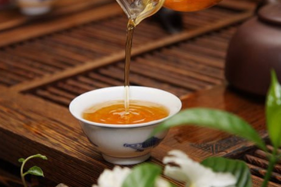 什么茶葉喝起來超級香，什么茶泡出來滿屋濃香?