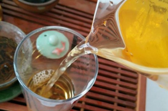 經(jīng)期喝紅茶有什么壞處，女性經(jīng)期可以喝紅茶嗎