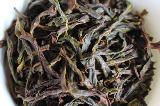 蜜蘭香和鴨屎香區(qū)別，鳳凰單樅鴨屎香vs蜜蘭香圖片對比