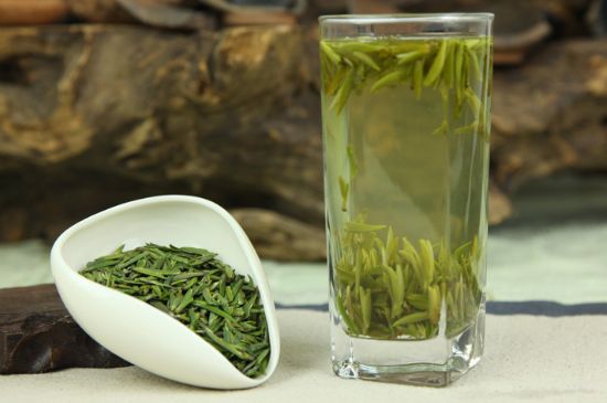 竹葉青和雀舌哪個貴，竹葉青茶貴嗎？