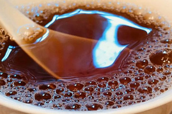 大紅袍煙熏味是好茶嗎，能不能喝對(duì)人體有壞處嗎