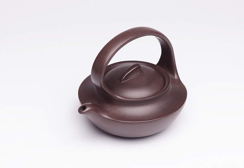 提梁精美紫砂壺，創(chuàng)意手工紫砂壺